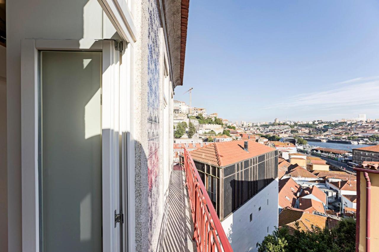 Stunning Duplex Near River By Lovelystay Porto Eksteriør billede