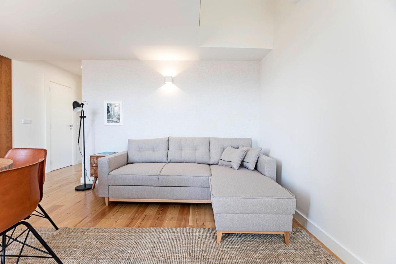 Stunning Duplex Near River By Lovelystay Porto Eksteriør billede