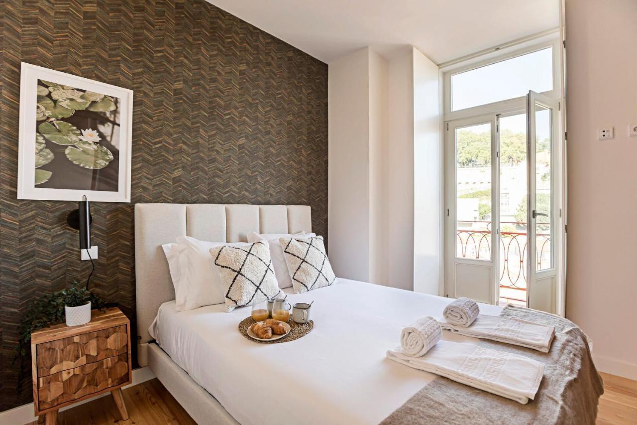 Stunning Duplex Near River By Lovelystay Porto Eksteriør billede