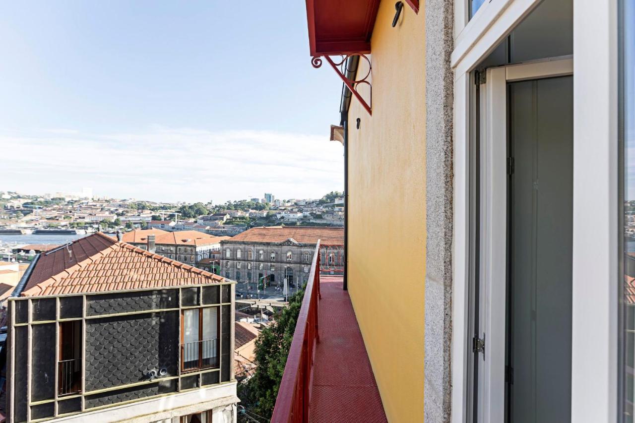 Stunning Duplex Near River By Lovelystay Porto Eksteriør billede