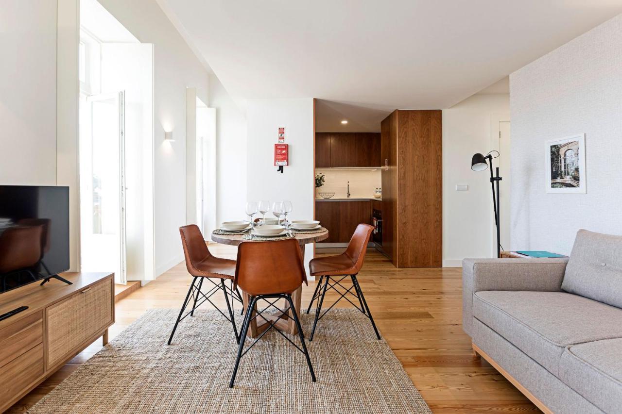 Stunning Duplex Near River By Lovelystay Porto Eksteriør billede